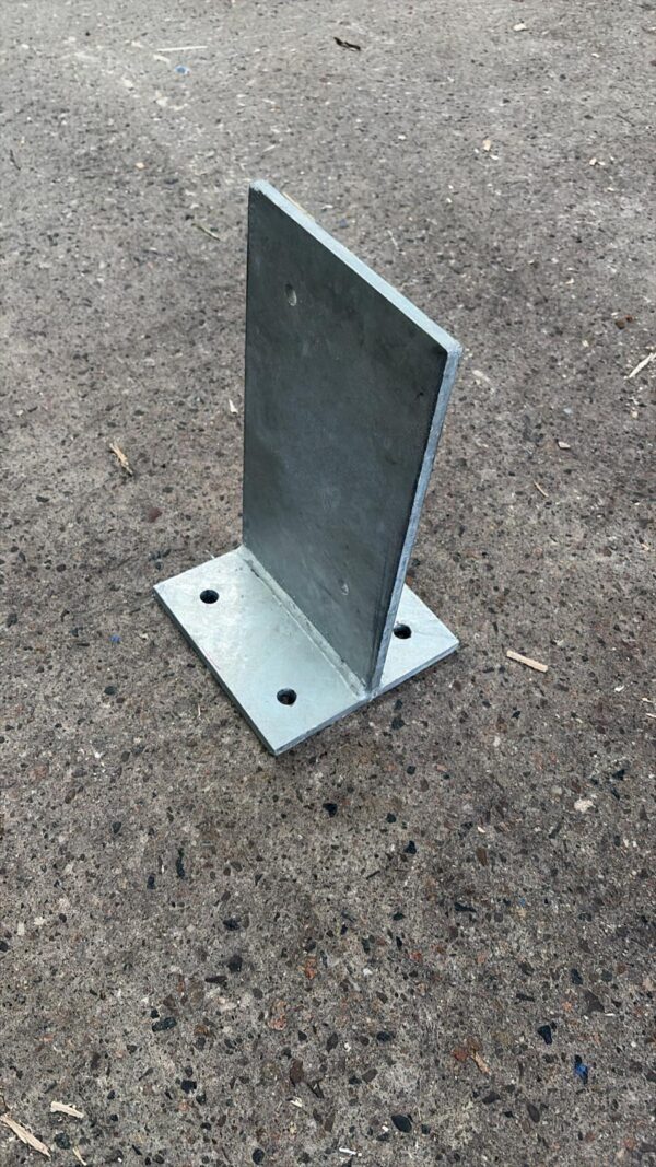 Stainless steel base plate - Farrell Fencing Products Ltd