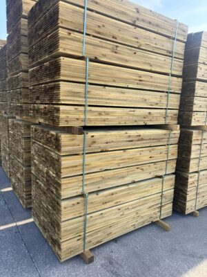 Fence board (Weathered top)